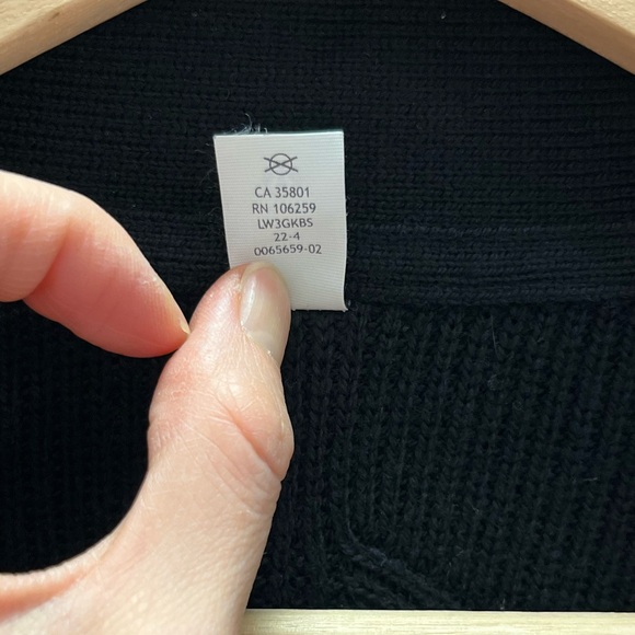 Lululemon Merino Wool Blend Ribbed Wrap Sweater Black Sz 8 Cardigan Lightweight - Picture 13 of 14